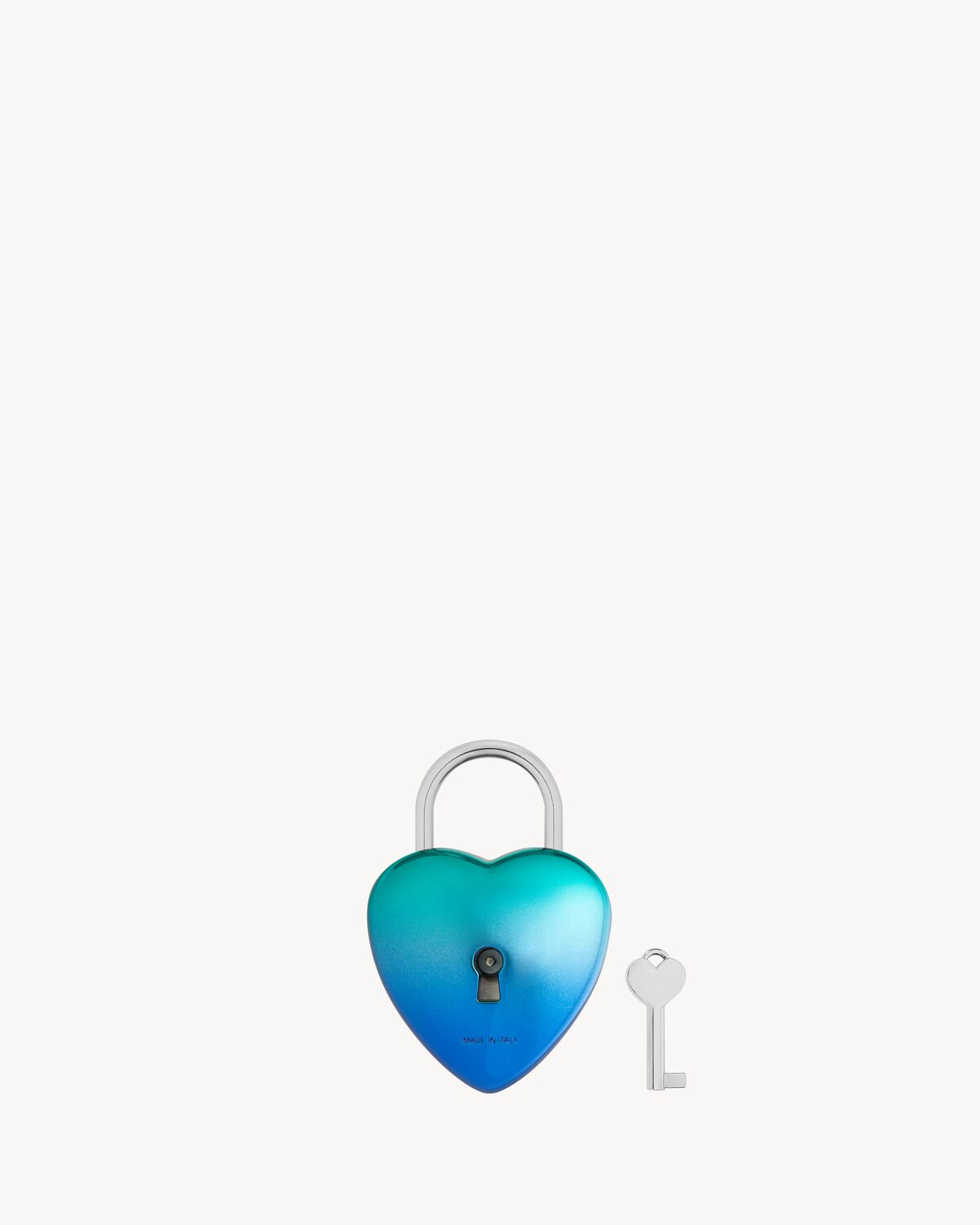 gradient heart-shaped 3d padlock