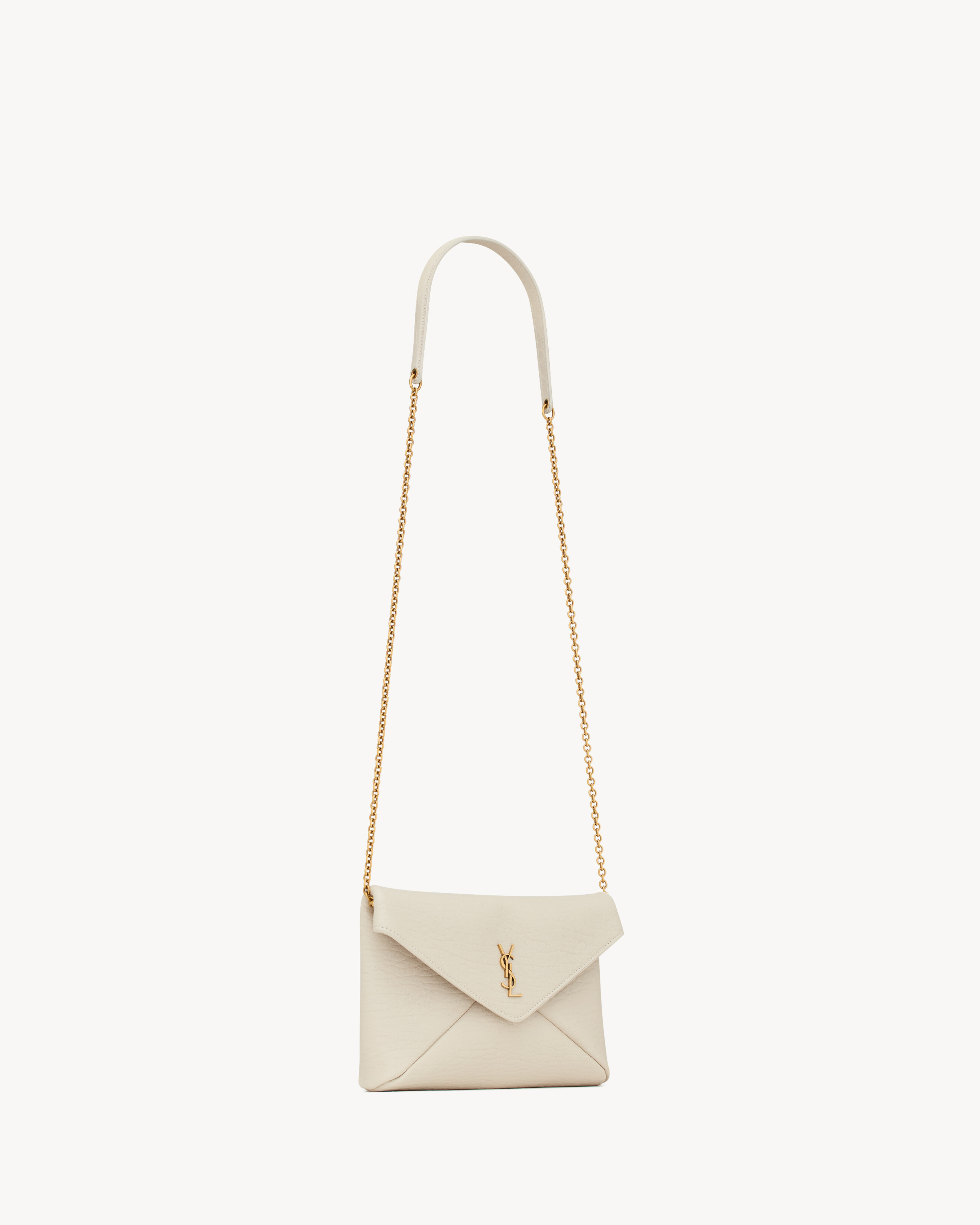 CASSANDRE chain clutch in lambskin