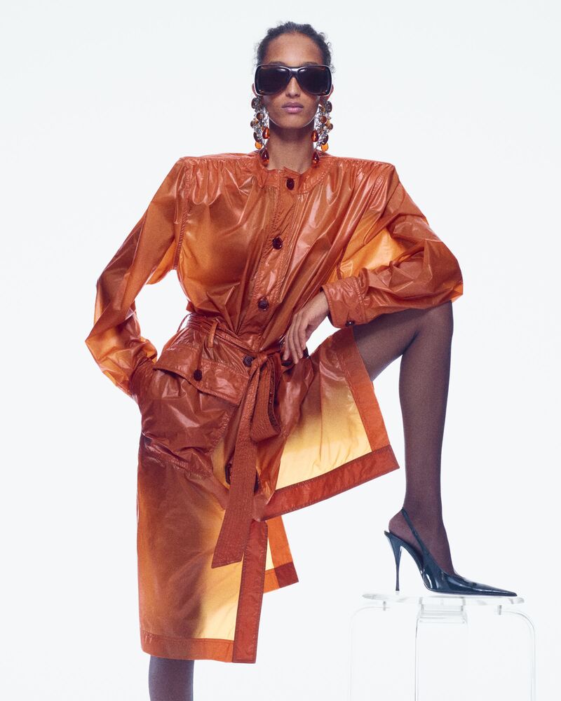 Looks > Women Summer 26 > Look 33