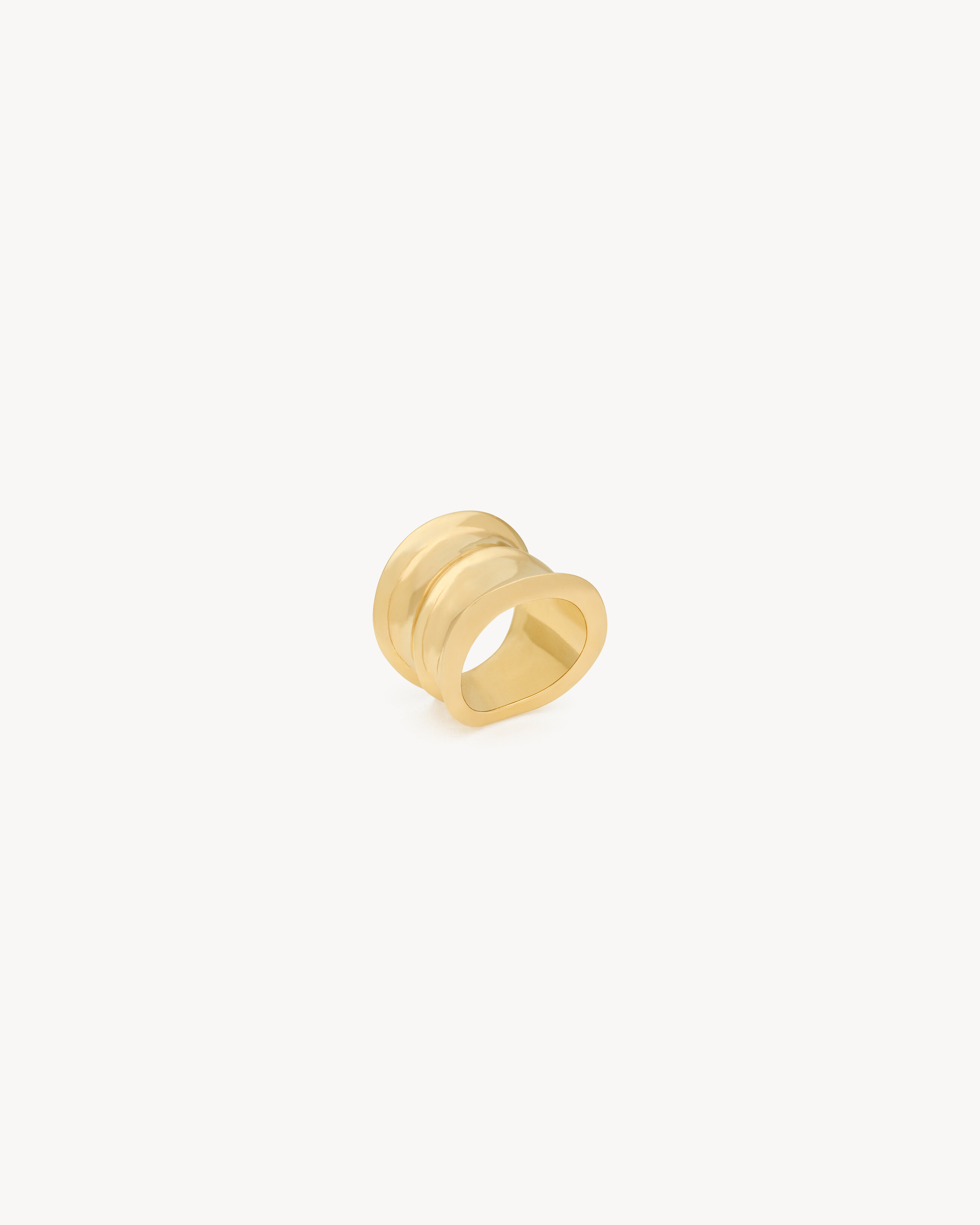 organic ring in metal