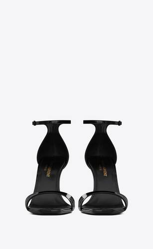 BEA sandals in patent leather | Saint Laurent Belgium | YSL.com