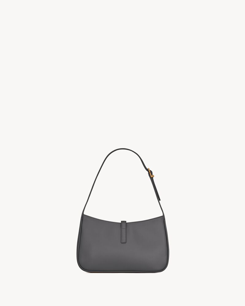 上品♪【Saint Laurent】YSLロゴ LE5A7 ハンドバッグ LE 5 À 7 ソフト ベビー（シルクサテン＆クリスタル） | Saint