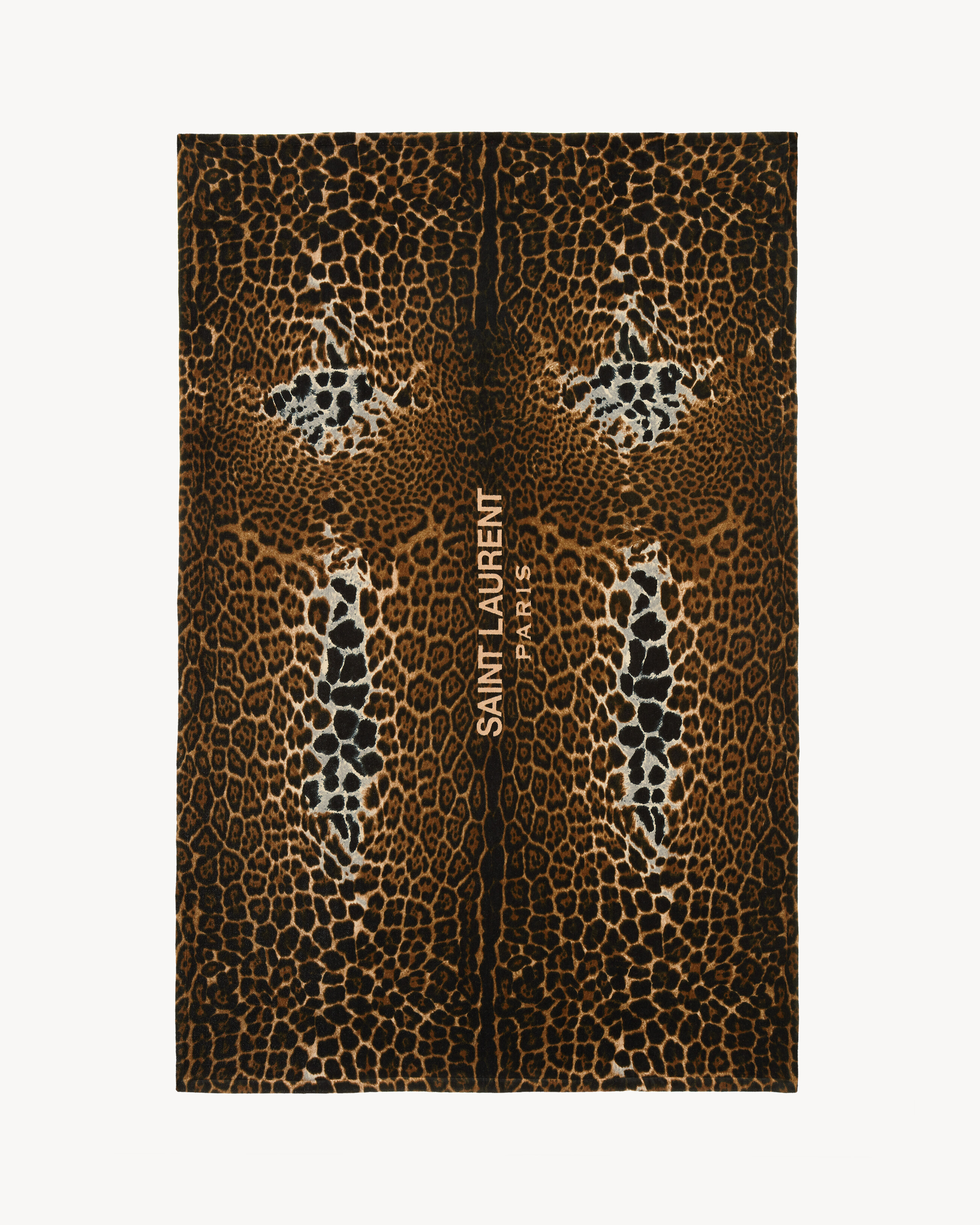 Leopard bath towel