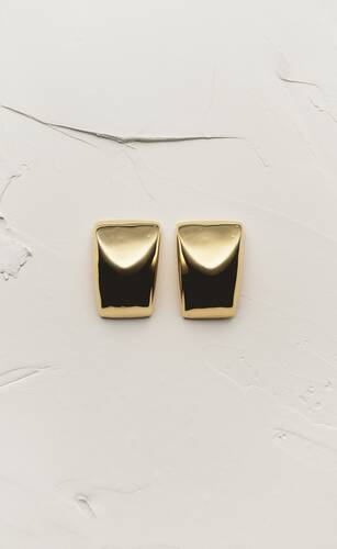 pyramid earrings in 18k yellow gold