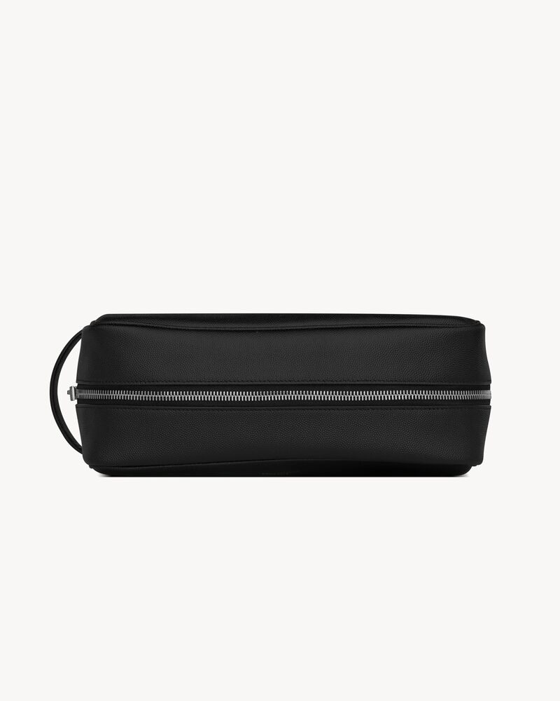 SAINT LAURENT PARIS Trousse de toilette en cuir grain de poudre