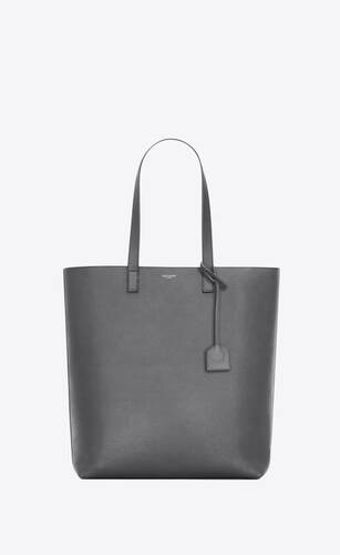 bold shopping bag in grained leather
