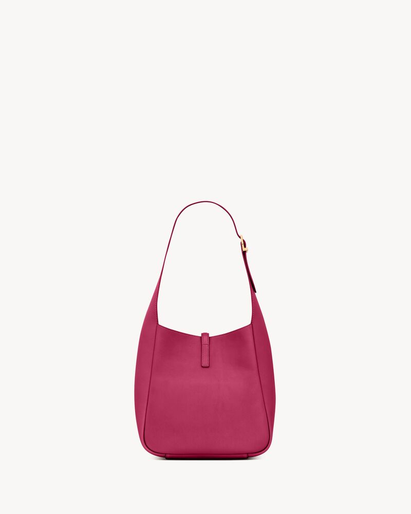 LE 5 À 7 supple small IN GRAINED LEATHER