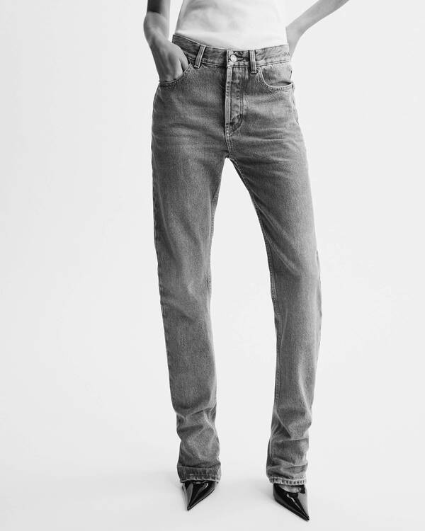 Denim Women > Double 1 > Visual 1 > Relax Straight