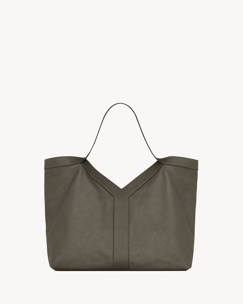 Y giant tote in smooth leather